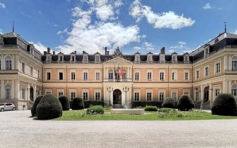 File:31 - Toulouse - Palais Niel - Façade nord.jpg