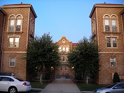 927 North 25th Street- St Joseph- MO-Century Apartments.jpg