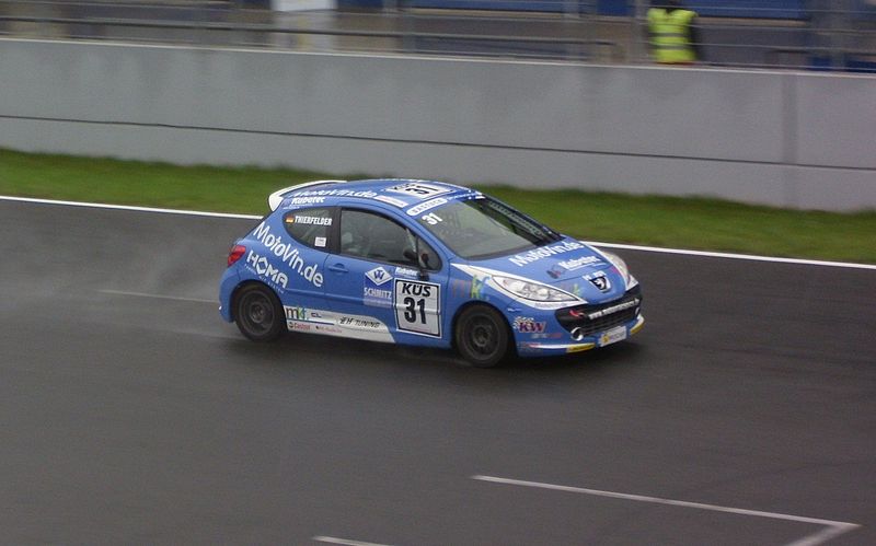 File:ADAC Procar Thierfelder 2013.JPG