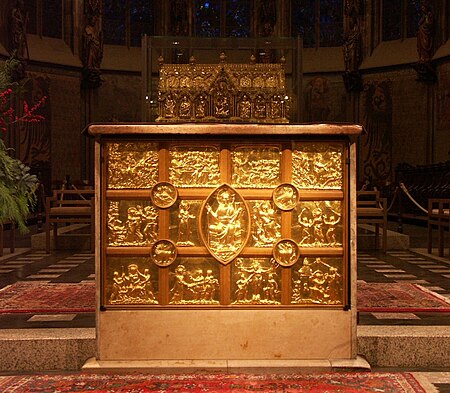 Tập_tin:Aachen_cathedral_006.JPG