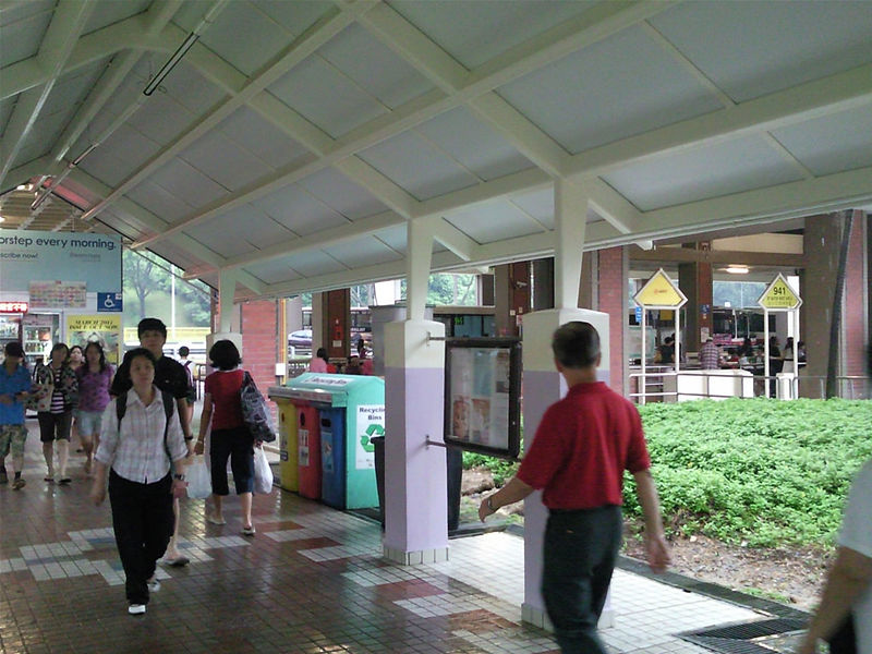 File:Ad Notice Boards At Bukit Batok Bus Interchange (2).jpg