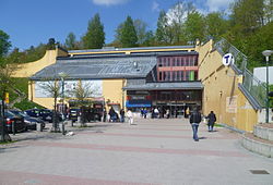 Alby, Botkyrka Kommun: Historia, Demografi, Tunnelbanestationen