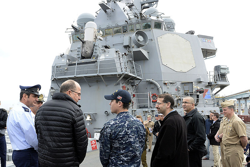 File:Ambassador Shapiro Hosts Israeli MoD Ya’alon on USS Carney (25093138732).jpg