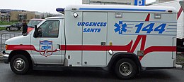 Ambulance: Geschiedenis en etymologie, Uitrusting, Ambulancepersoneel