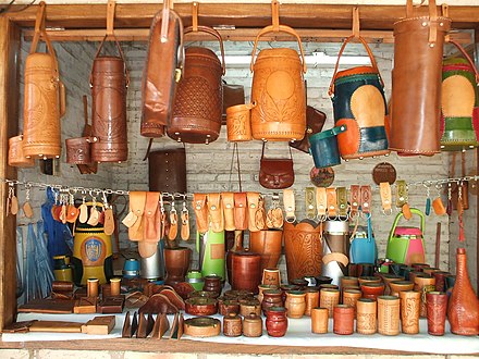 Leather craft for sale in Atyrá