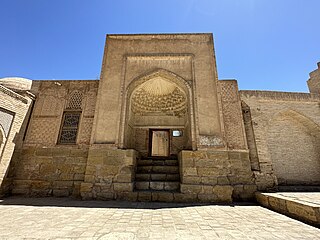 <span class="mw-page-title-main">Atoullo Khoja Mausoleum</span> Historic site in Bukhara, Uzbekistan