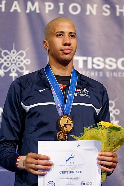 File:Award ceremony FMS-IN 2013 Fencing WCH t213038.jpg