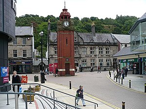 Bangor clock tower - geograph.org.uk - 901867.jpg