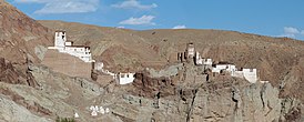 Basgo Monastery, Ladakh 02.jpg