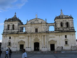Basilica-de-la-Asuncion.JPG