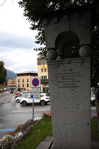 File:Bauernkriegsdenkmal schladming 1689 2013-09-26.JPG