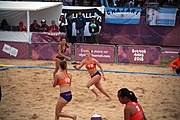 Deutsch: Beachhandball bei den Olympischen Jugendspielen 2018; Tag 5, 10. November 2018; Mädchen, Hauptrunde - Chinese Taipei (Taiwan)-Niederlande 1:2 English: Beach handball at the 2018 Summer Youth Olympics at 11 October 2018 – Girls Main Round – Chinese Taipei (Taiwan)-Netherlands 1:2