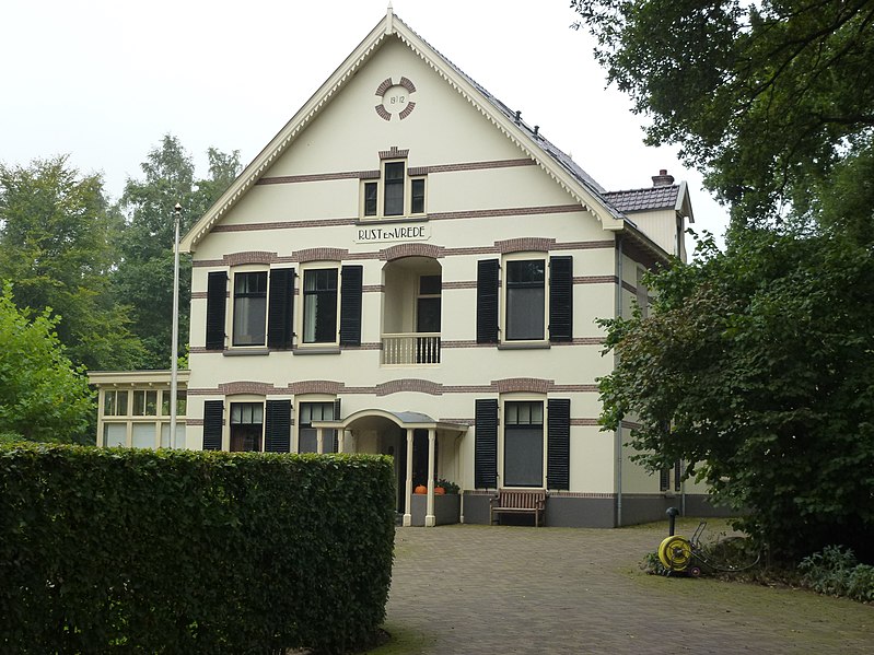 File:Berg en Dal (Groesbeek) Oude Kleefsebaan 10 (01).JPG