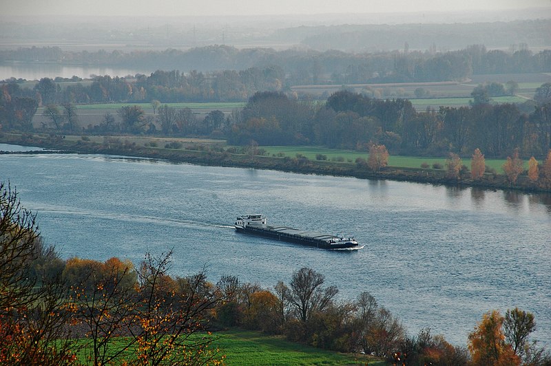 File:Blick von der Walhalla auf die Donau - panoramio.jpg