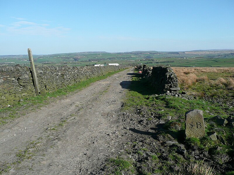 File:Boundary stone on Ripponden Bridleway 8 - geograph.org.uk - 3461702.jpg