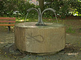 Deutsch: Brunnen im Dammwäldchen-Park in Bayreuth