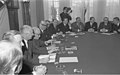 Bundesarchiv B 145 Bild-F017664-0003, Bonn, Ministerpräsidenten beim Bundeskanzler.jpg