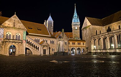 Burg Dankwarderode, Brunswick at night