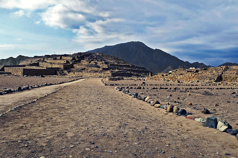 File:Caral-25.jpg