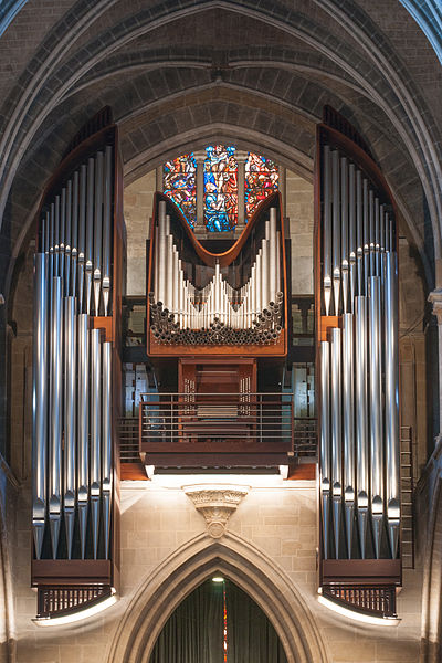 File:Cathédrale de Lausanne - orgue.jpg