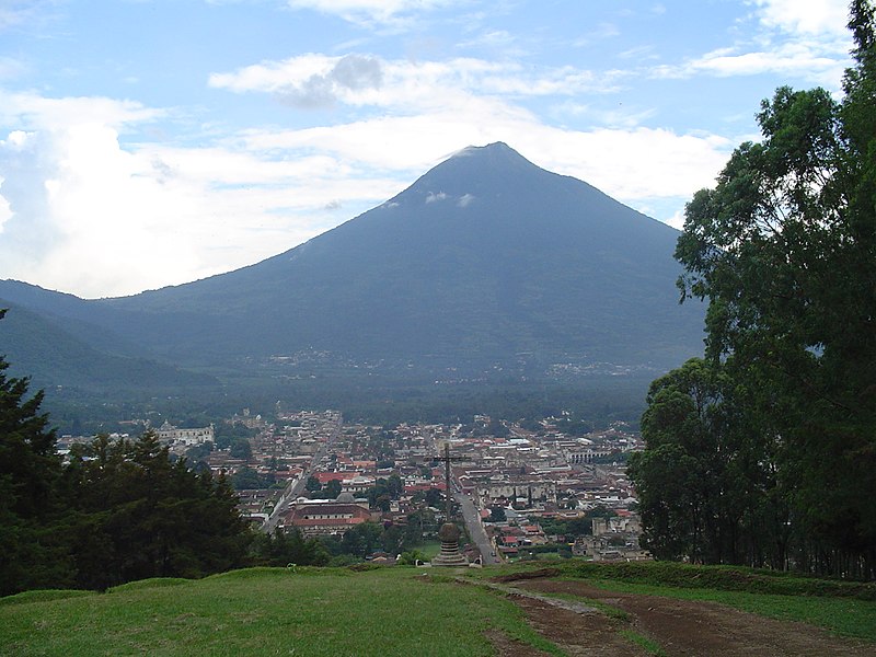 File:Cerro de la Cruz - Antigua.jpg