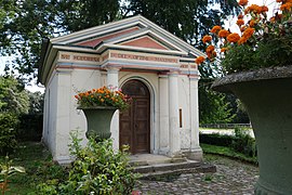 Chapelle du château de Combreux.