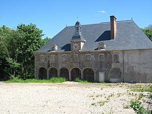 Le bâtiment de l’horloge (côté cour), avant restauration.