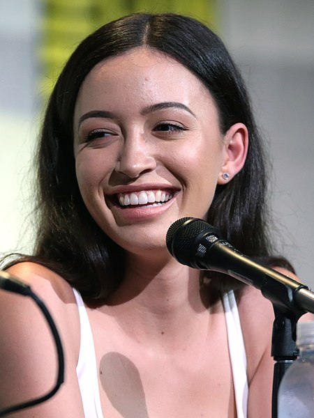 File:Christian Serratos (cropped).jpg