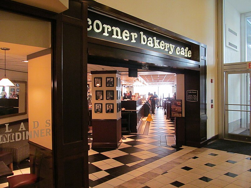 File Corner Bakery Cafe  on 14th Washington DC jpg 