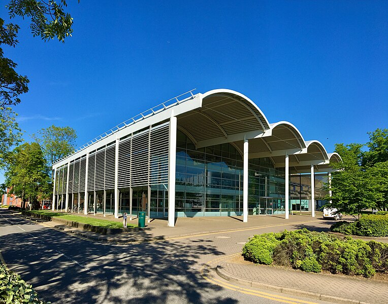 File:Cranfield University Library 2.jpg