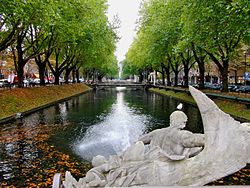 Triton-Fountain at Königsallee, Stadtmitte