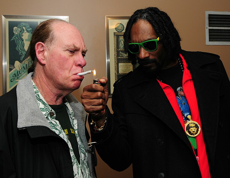 File:Ed Rosenthal and Snoop.jpg