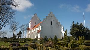 Egense Kirke, 2017.jpg