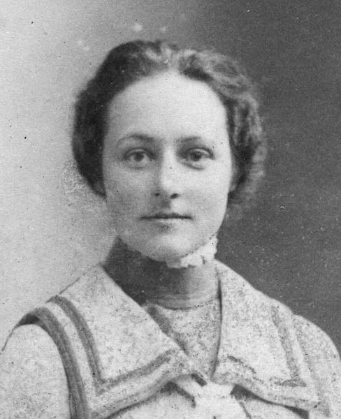 File:Elsie Dohrmann nee Low c1905 cropped.jpg