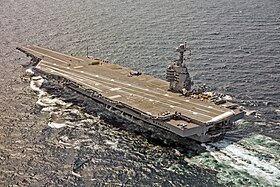 En Super Hornet under landing på USS Gerald R. Ford i 2017