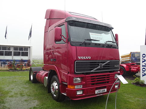 Volvo fh 2000 года. Volvo fh12 1993. Volvo fh12 420. Volvo fh12 2002. Вольво fh12 420.