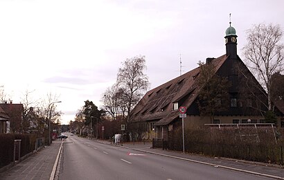 So kommt man zu Falkenheim mit den Öffentlichen - Mehr zum Ort Hier