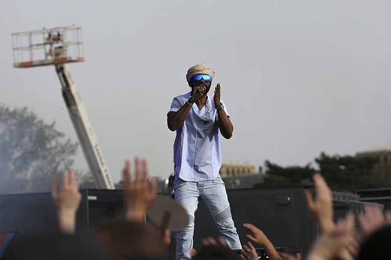 File:Fally Ipupa - GCED 2015.jpg