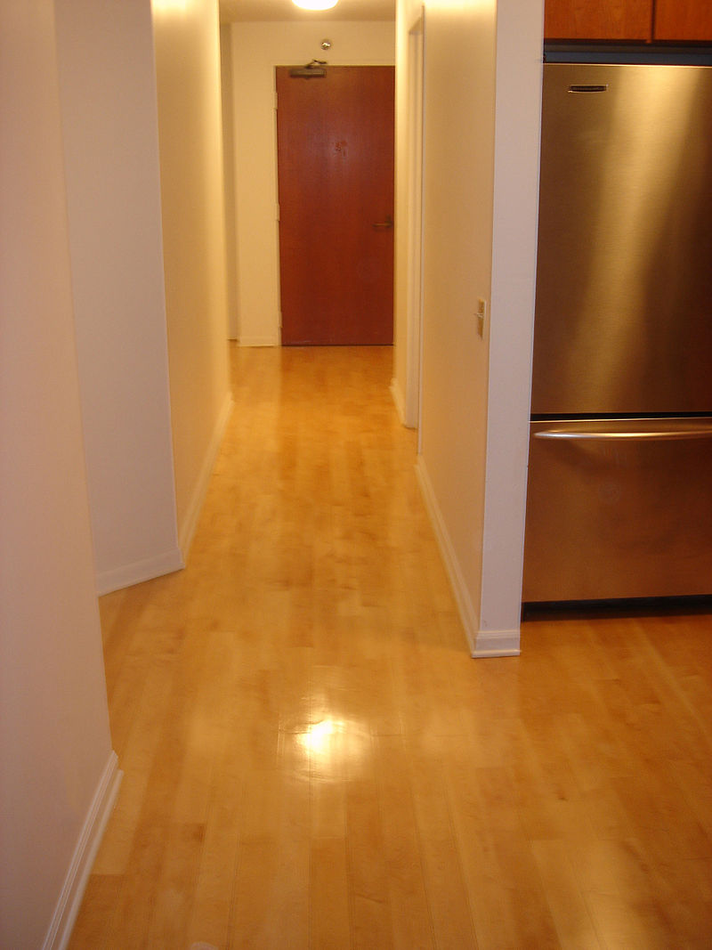 A Side By Side Comparison: Bamboo and Wood Flooring