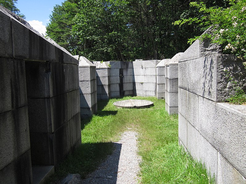 File:Fort McClary State Historic Site - Kittery Point, Maine (5914299124).jpg