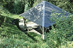 Fourneau le Val lavoir du val Besnet 01.jpg