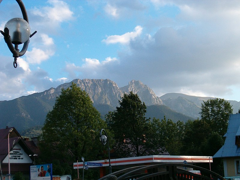 File:Giewont - panoramio.jpg