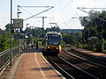 Deutsch: Stadtbahn beim Halt im Hp. Gondelsheim Schlosssatidon