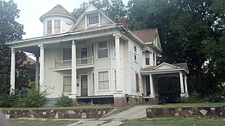 <span class="mw-page-title-main">Governor's Mansion (Shawnee, Oklahoma)</span> Historic house in Oklahoma, United States