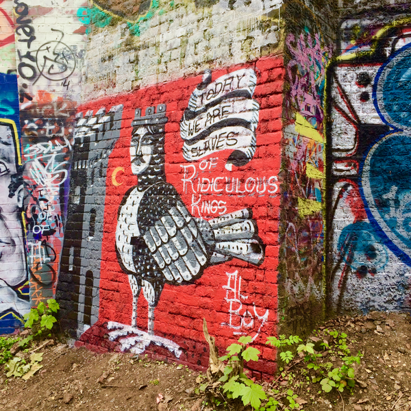 File:Graffiti - Today We Are Slaves of Ridiculous Kings - Parkland Walk, London.png