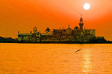 The Haji Ali Dargah was built in 1431, when Mumbai was under the rule of the Gujarat Sultanate.