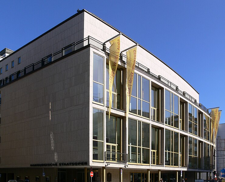 File:Hamburg Staatsoper außen 3.jpg