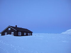 Hellevassbu, Hardangervidda, late March