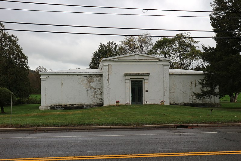 File:Hope Mausoleum Newark Valley NY.jpg