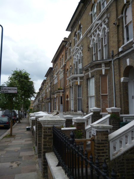 File:Houses, Albert Road W3 - geograph.org.uk - 3598997.jpg